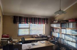 Excellent 5 Bed Villa For Sale in Bettys Bay Western Cape South