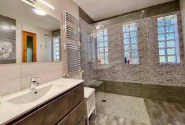 Luxury 4 Bed Villa For Sale in Alcora Castellon