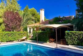 Luxury 4 Bed Villa For Sale in Alcora Castellon