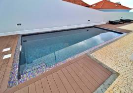 DETACHED 3+2 BEDROOM VILLA LOCATED IN FUNCHAL