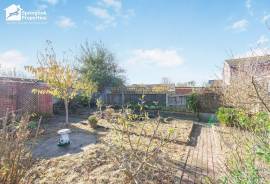 3 bedroom, Detached bungalow for sale