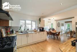 3 bedroom, Bungalow for sale