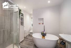 3 bedroom, Bungalow for sale