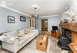 4 bedroom, Detached house for sale