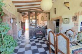 For Sale Bungalow Style House with Barn - Val D'Issoire - 87
