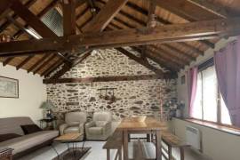 Rural Cottage with Garden, Ideal Holiday Home