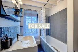 Coastal Property with Lovely Accommodation