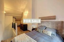 Coastal Property with Lovely Accommodation