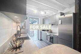 Coastal Property with Lovely Accommodation