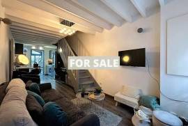 Coastal Property with Lovely Accommodation