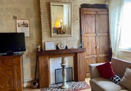 Town House with Business Opportunity