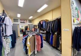 Town House with Business Opportunity