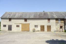 Huge Farm House for Further Renovation