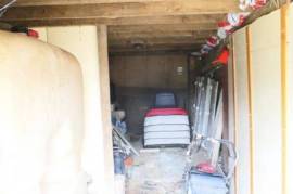 Huge Farm House for Further Renovation