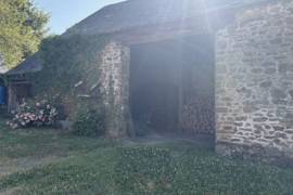 Stone Built Country House with Outbuilding