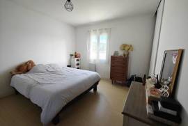 Detached Villa with Landscaped Garden
