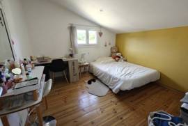 Detached Villa with Landscaped Garden