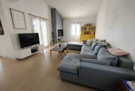 Detached Villa with Landscaped Garden