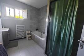 Detached Villa with Landscaped Garden