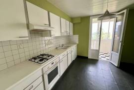 Apartment With Balcony, Cellar And Parking