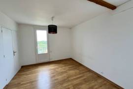 Apartment With Balcony, Cellar And Parking