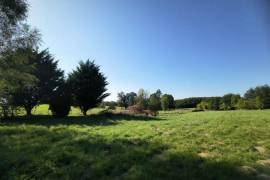 Building Plot with Services Nearby