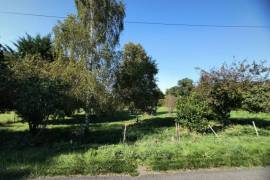 Building Plot with Services Nearby