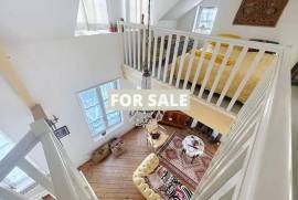 Period Property by the Coast with Lovely Garden