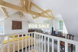 Period Property by the Coast with Lovely Garden