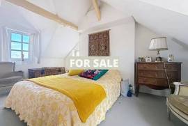 Period Property by the Coast with Lovely Garden