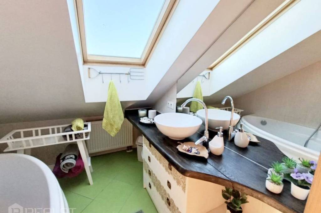 House in Cesis district for sale 253.000€
