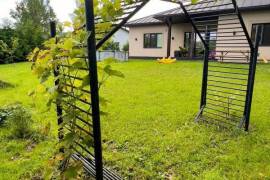 House in Jelgavas district for sale 205.000€