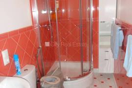 Detached house for sale in Jurmala, 233.00m2
