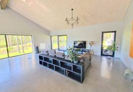 Detached house for rent in Riga district, 240.00m2
