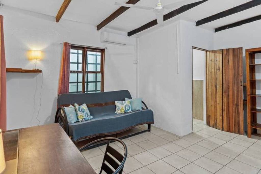 Casa Chandra: Income-Producing 7-Unit Property for Sale in Tamarindo, Costa Rica