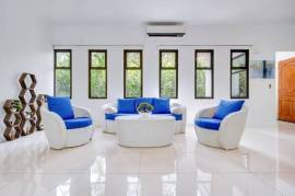 V-Iguana Finca Panama: Large Property with Two Houses, Pool & Expansion Potential Near Tamarindo