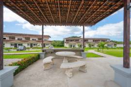 Jacarandas 15: Modern 3-Bedroom Townhome Minutes from Tamarindo!