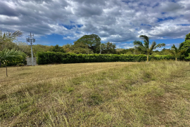 Lot for sale in Altos de los Robles: 1000 m2 ocean view lot for sale in Altos de los Robles community near Liberia International Airport