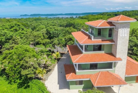 Lot for sale in Altos de los Robles: 1000 m2 ocean view lot for sale in Altos de los Robles community near Liberia International Airport