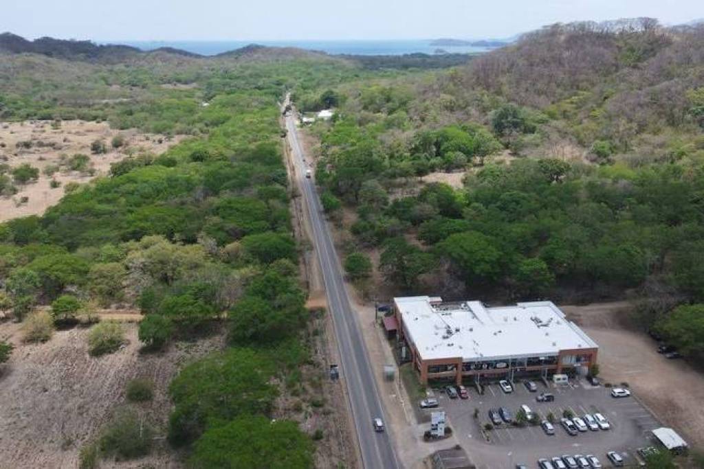 Paseo del Mar: Prime Commercial Unit for Sale!