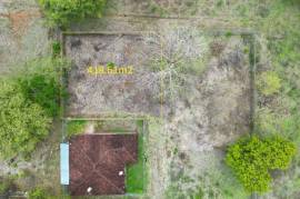 418m2 Lot with Water in Playa Potrero: Inside of an 8 Lots Fenced Community!
