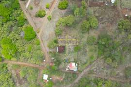 418m2 Lot with Water in Playa Potrero: Inside of an 8 Lots Fenced Community!