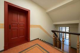 Vacant 3-room penthouse with two balconies in a Prime Location - Prenzlauer Berg, near Humannplatz