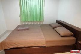 Lanta School Beach Resort - Cozy 14 Room Tropical Resort for Sale in Koh Lanta
