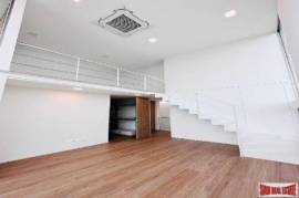 VIVE Rama 9 - Spacious Luxury House with 3 Bedrooms and Stunning Amenities