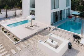 4 Bedroom, Minimalistic, Ultra Modern Pool Villa