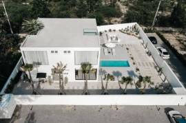 4 Bedroom, Minimalistic, Ultra Modern Pool Villa