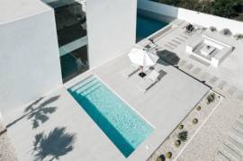 4 Bedroom, Minimalistic, Ultra Modern Pool Villa