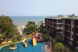 Large 2 Bed Condominium by the Sea - North Hua Hin
