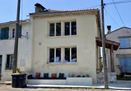 2 Bedrooms - House - Aquitaine - For Sale - 11976-EY